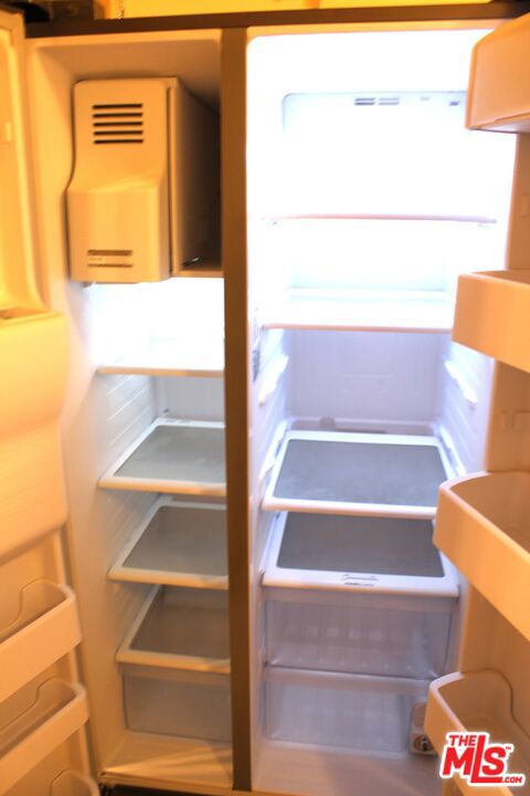 2501 W Redondo Beach Boulevard, Gardena CA: https://media.crmls.org/mediaz/40edb4a8-9ad8-41d5-9b33-936ea95607dd.jpg