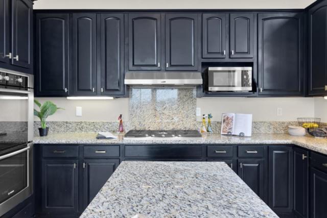 820 Via Vaquero Norte, San Juan Bautista CA: https://media.crmls.org/mediaz/40ede345-bd40-4407-9c5a-82260b76e74a.jpg