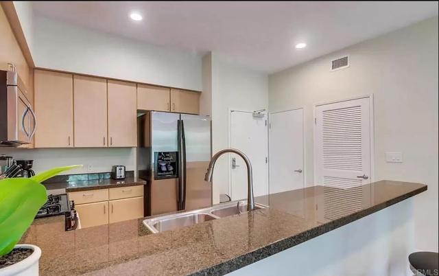 Detail Gallery Image 6 of 15 For 445 Island Ave #309,  San Diego,  CA 92101 - 1 Beds | 1 Baths