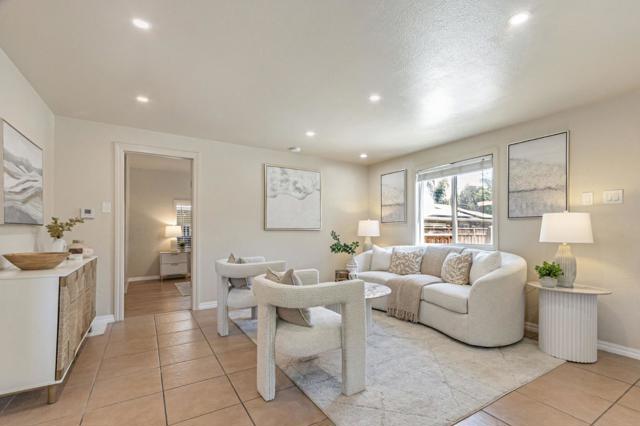 295 N 16th Street, San Jose CA: https://media.crmls.org/mediaz/40ee86cd-6414-4b3a-935c-2708902820df.jpg