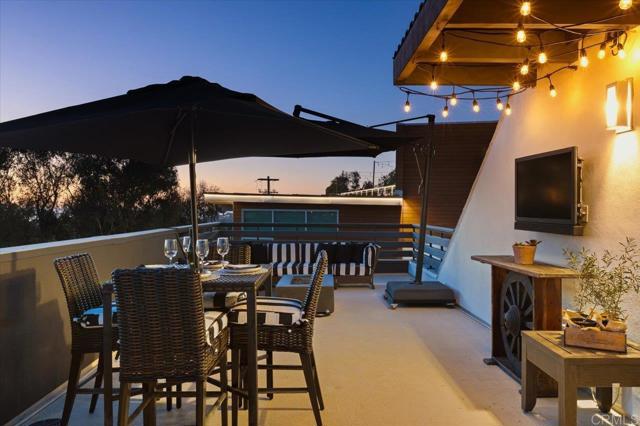 Detail Gallery Image 18 of 63 For 2517 State St, Carlsbad,  CA 92008 - 2 Beds | 2/2 Baths