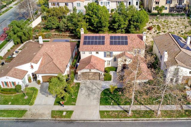 993 Hawthorne Creek Dr, Chula Vista CA: https://media.crmls.org/mediaz/40f0fa10-b33a-45d2-8875-30abbad7077b.jpg