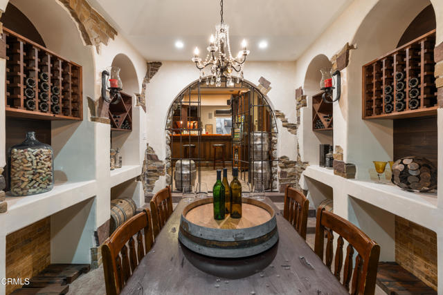 5065 Indianola Way, La Canada Flintridge CA: https://media.crmls.org/mediaz/40f14722-3ec1-40ab-bb75-03c81fffeef1.jpg