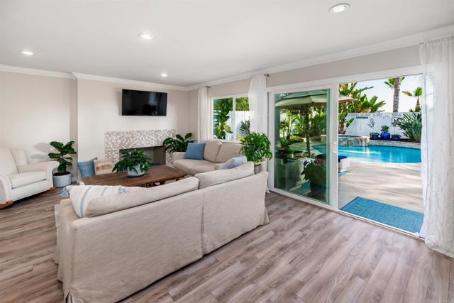 Detail Gallery Image 14 of 40 For 3101 Levante St, Carlsbad,  CA 92009 - 4 Beds | 3 Baths