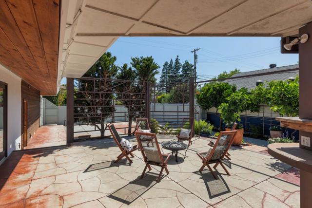 3160 Louis Road, Palo Alto CA: https://media.crmls.org/mediaz/40f189ed-60a9-42e7-8898-521d27333d0e.jpg