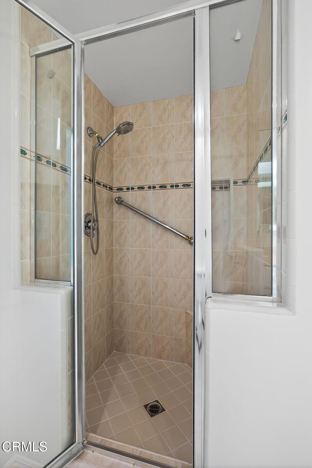 MLS #V1-33403 image #29