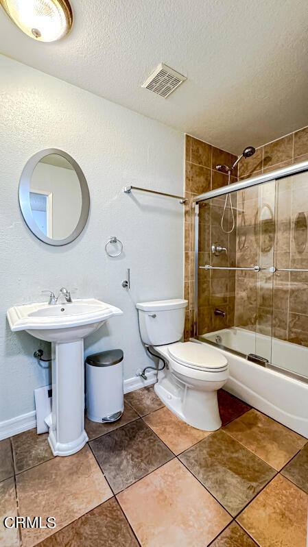 Detail Gallery Image 19 of 20 For 1745 Holly Dr #301,  Glendale,  CA 91206 - 3 Beds | 2 Baths