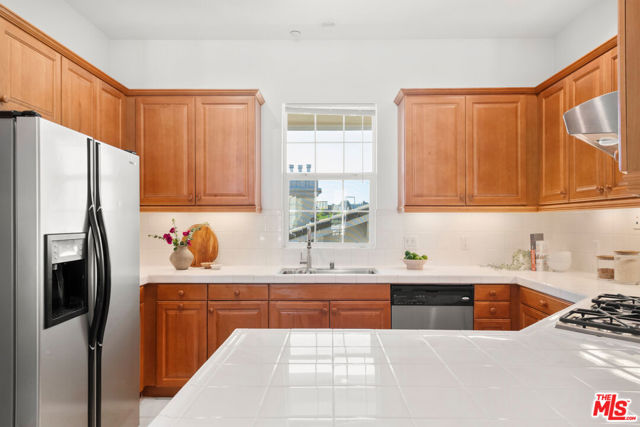 7101 Playa Vista Drive, 413 photo 7