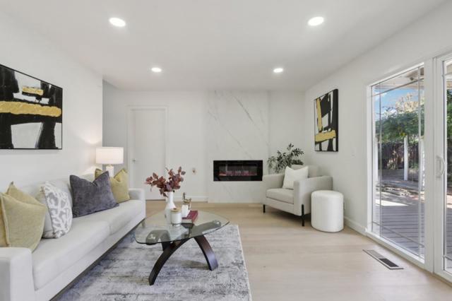 228 Martinvale Lane, San Jose CA: https://media.crmls.org/mediaz/40f2eecb-5ec5-4543-a861-456971e1e941.jpg