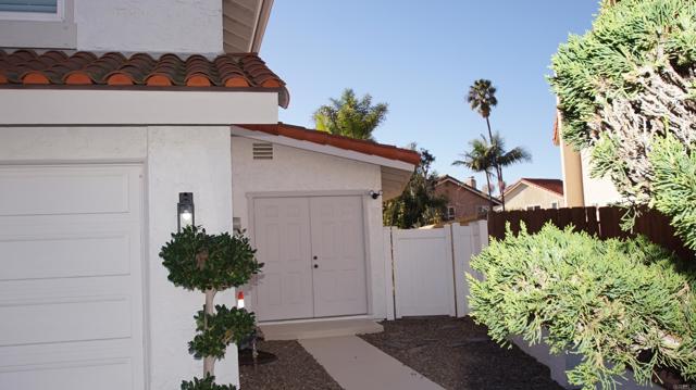 Detail Gallery Image 58 of 66 For 4955 Corlita Court Ct, San Diego,  CA 92122 - 3 Beds | 2/1 Baths