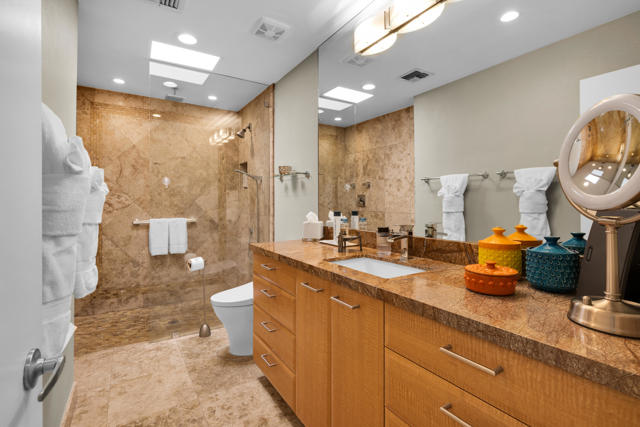 2327 Casitas Way, Palm Springs, CA 92264
