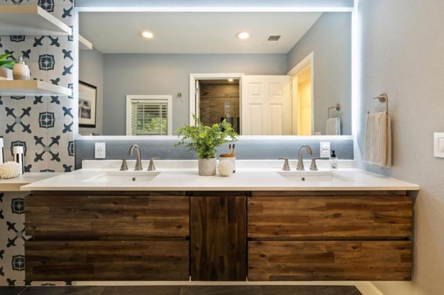 426 8th Avenue, Menlo Park CA: https://media.crmls.org/mediaz/40f47b5e-7a3c-49d8-aee6-a8bc89cf9265.jpg