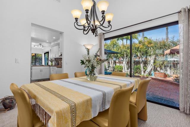 Detail Gallery Image 8 of 29 For 1990 Avenida La Posta, Encinitas,  CA 92024 - 4 Beds | 3 Baths