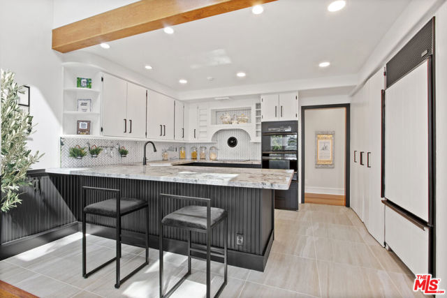 3553 Cody Road, Sherman Oaks CA: https://media.crmls.org/mediaz/40f5ae4a-ee43-4616-9d01-4b47c9682057.jpg