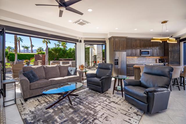 80394 Avenue 48, Indio CA: https://media.crmls.org/mediaz/40f5d220-01f1-4735-a1bf-9935df4117f9.jpg
