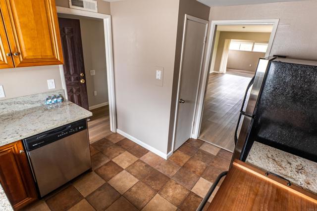 Detail Gallery Image 10 of 35 For 16577 Caminito Vecinos, San Diego,  CA 92128 - 2 Beds | 2 Baths