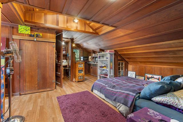 14275 Saratoga Avenue, Saratoga CA: https://media.crmls.org/mediaz/40f8db87-4b7a-4ef9-a7c2-138ce776db64.jpg