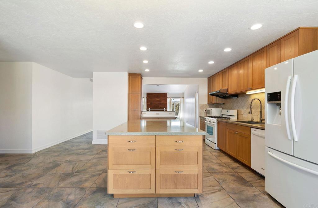 11413 Surco Drive - photo 11