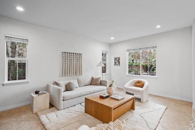 2282 Aventurine Place, Carlsbad CA: https://media.crmls.org/mediaz/40fa63e6-a741-49d1-8243-b4ad37426462.jpg