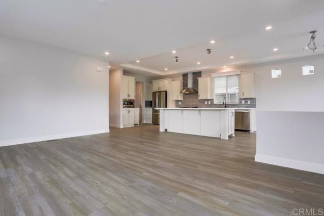 4650 Dulin Road, Fallbrook CA: https://media.crmls.org/mediaz/40fc4835-9540-4db0-9f15-d734eb4a9a7c.jpg