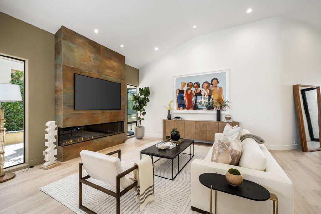 MLS #219137931DA image #8