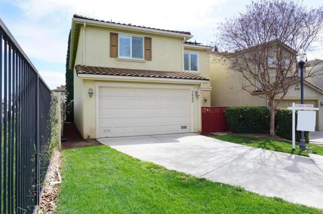 7950 English Oak Circle, Gilroy CA: https://media.crmls.org/mediaz/40fd299a-283b-4e25-81a5-5e2fe7c4ae3c.jpg