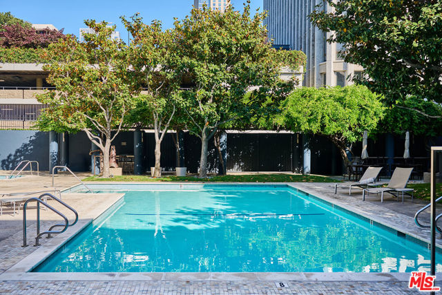 880 W 1st Street, Los Angeles CA: https://media.crmls.org/mediaz/40fd5d26-15b0-48b5-947b-4624cd742de3.jpg