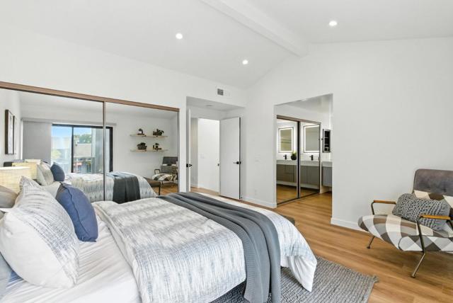588 Marlin Court, Redwood City CA: https://media.crmls.org/mediaz/40fe15d0-cd42-4190-bd0e-9d431550cf14.jpg