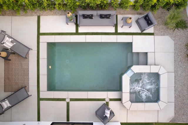 52085 Avenida Cortez, La Quinta CA: https://media.crmls.org/mediaz/4100b5ee-8b07-4fe9-b5ef-0a92411050e7.jpg
