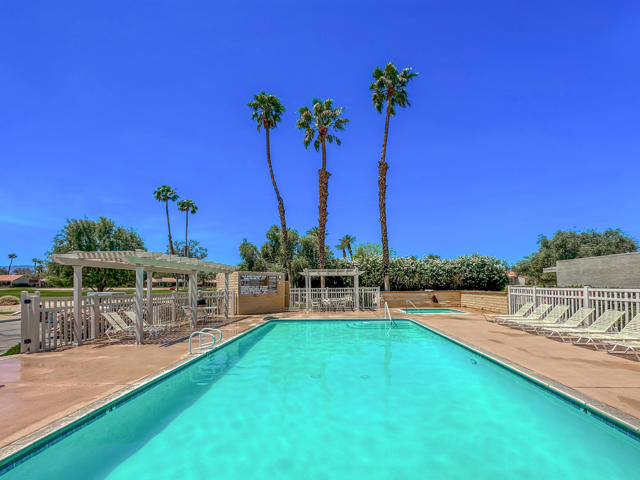 Image 40 of 42 For 40492 Bay Hill Way