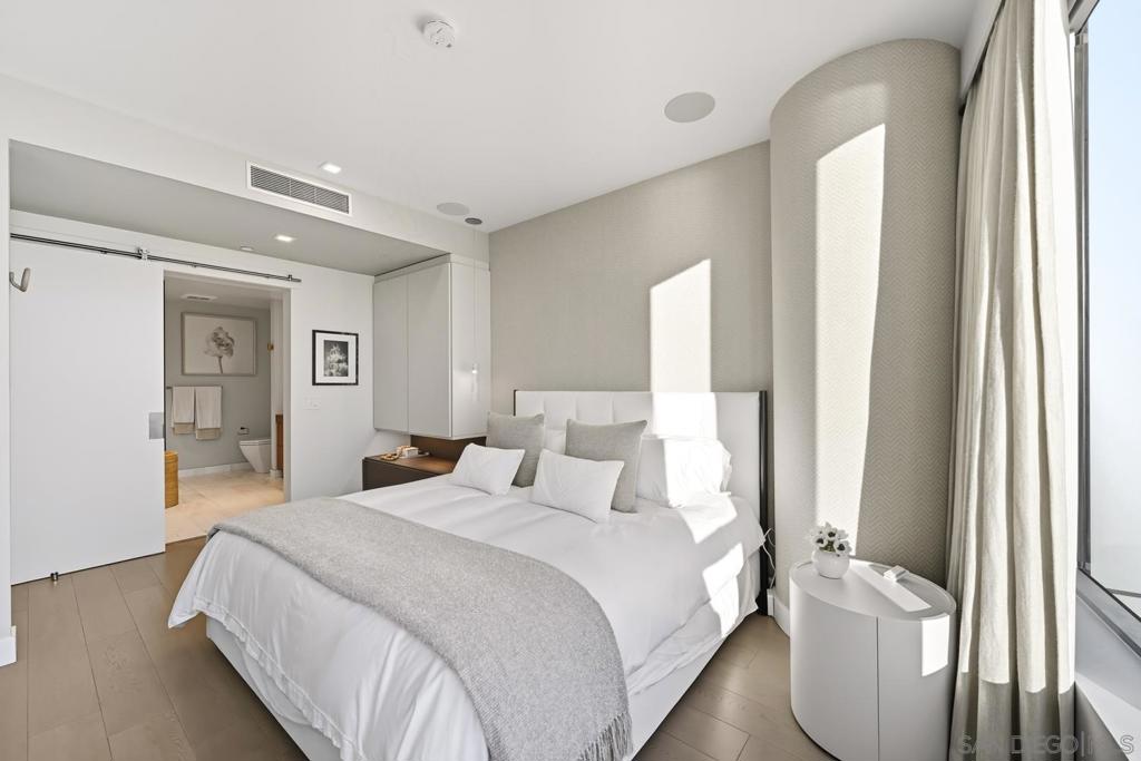 MLS #250040924SD image #34