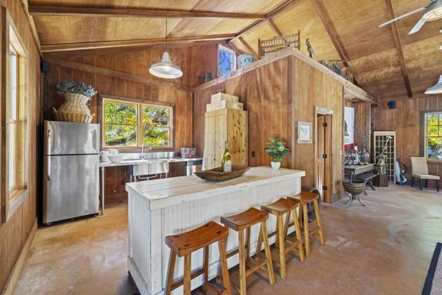 2551 Grant Street, Calistoga CA: https://media.crmls.org/mediaz/4101c778-c041-49f0-8c61-a53bbfd752f9.jpg