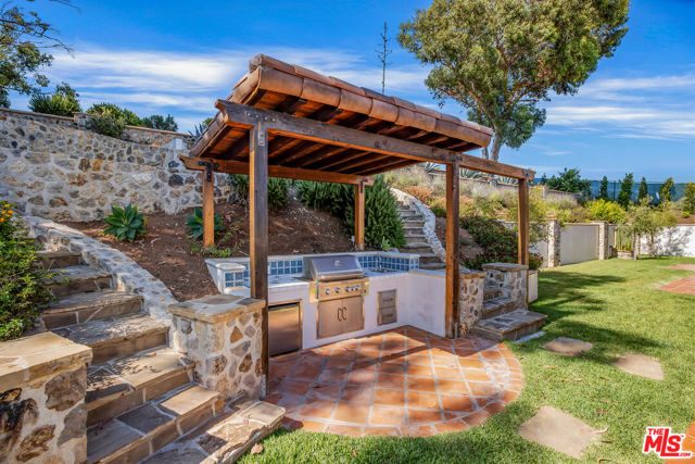 Drew Fenton | 29943 Harvester Road Malibu CA | MLS: 7312508