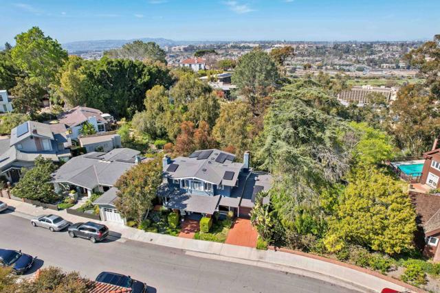 4472 Hortensia St, San Diego CA: https://media.crmls.org/mediaz/4102f705-00da-4104-b83e-60d9e3cbe59a.jpg