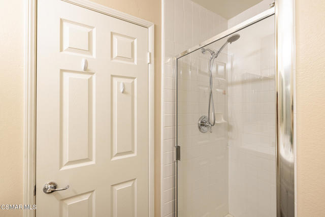 2874 Venezia Lane, Thousand Oaks CA: https://media.crmls.org/mediaz/410441d7-53c4-45f4-9893-085d12f98460.jpg