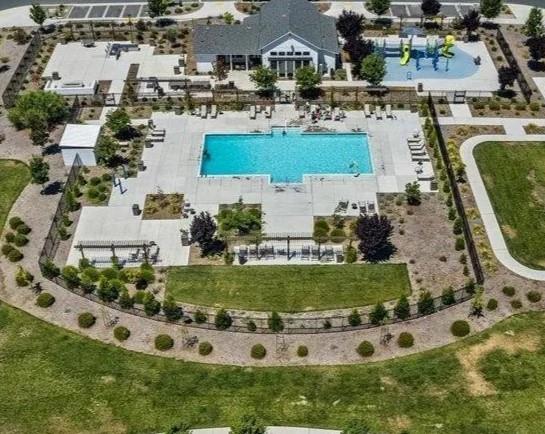 5485 Spring Mountain Lane, Antioch CA: https://media.crmls.org/mediaz/4104472b-7649-4a16-88c2-e68f49e6148d.jpg