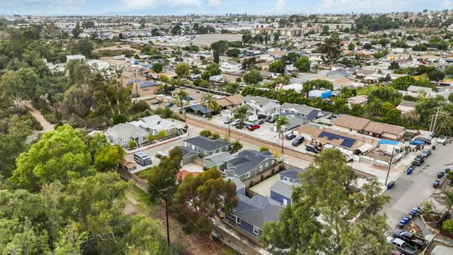 404 414 PALM AVENUE, Chula Vista CA: https://media.crmls.org/mediaz/410537bf-b971-4bc2-8e16-7126a7ce99c4.jpg