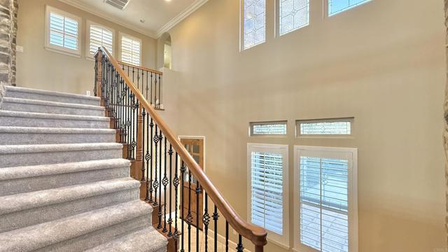 8137 Santaluz Village Grn S, San Diego CA: https://media.crmls.org/mediaz/4105ff45-b7d0-4507-8165-01c98850294e.jpg
