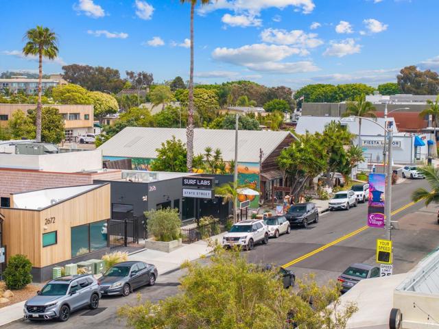 Detail Gallery Image 30 of 34 For 2646 State Street, Unit #D, Carlsbad,  CA 92008 - 3 Beds | 3/1 Baths