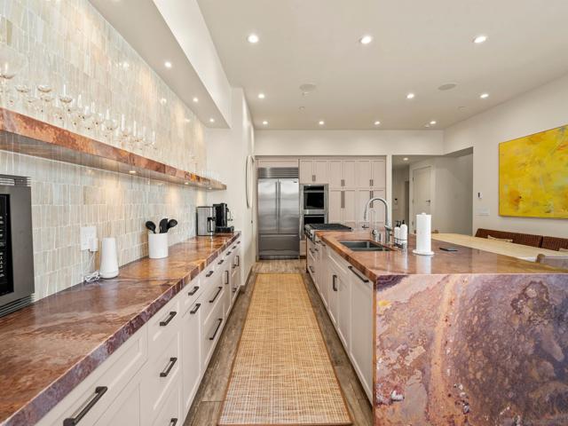 8477 El Paseo Grande, La Jolla CA: https://media.crmls.org/mediaz/41082854-085a-46d6-90bf-abfbf956c290.jpg