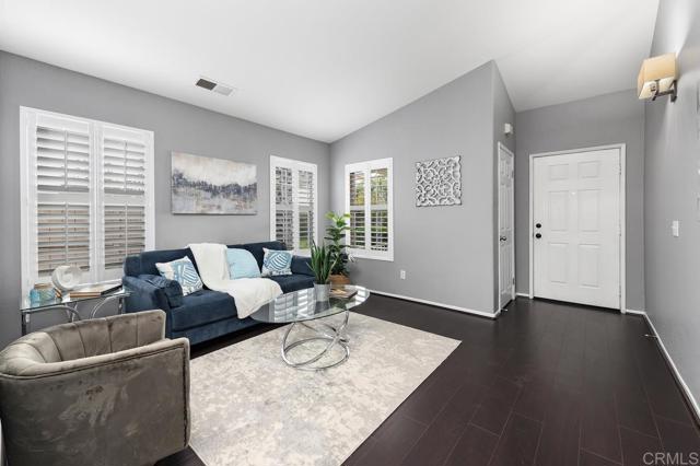 Detail Gallery Image 5 of 36 For 1350 Borrego Springs Rd, Chula Vista,  CA 91915 - 3 Beds | 2/1 Baths