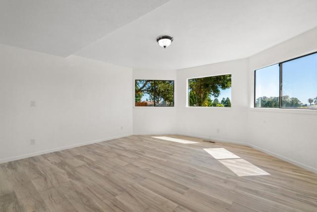 607 Saint Andrews Drive, Aptos CA: https://media.crmls.org/mediaz/4108bc32-1d05-4cce-9d04-bb11e28ffa50.jpg
