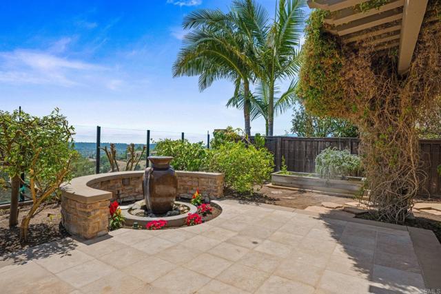 3219 Corte Paloma, Carlsbad CA: https://media.crmls.org/mediaz/4109ef11-c803-44a0-bd7c-0cd415a7207e.jpg