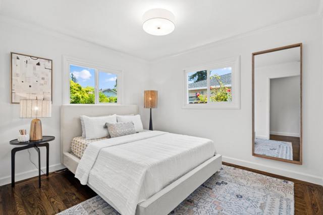 3123 Wessex Way, Redwood City CA: https://media.crmls.org/mediaz/410aa63a-de3b-47b6-a87d-4c84dc560d26.jpg
