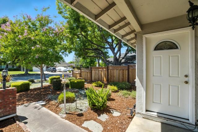 3440 New Jersey Avenue, San Jose CA: https://media.crmls.org/mediaz/410c42dc-682a-46f4-bc87-48f0299c0865.jpg