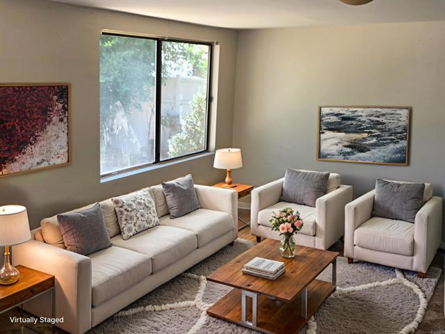 7748 De Soto Avenue, Canoga Park CA: https://media.crmls.org/mediaz/410cf114-9e30-42fb-be09-84f07b7e48d8.jpg