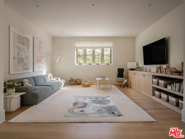 25211 Jim Bridger Road photo 18