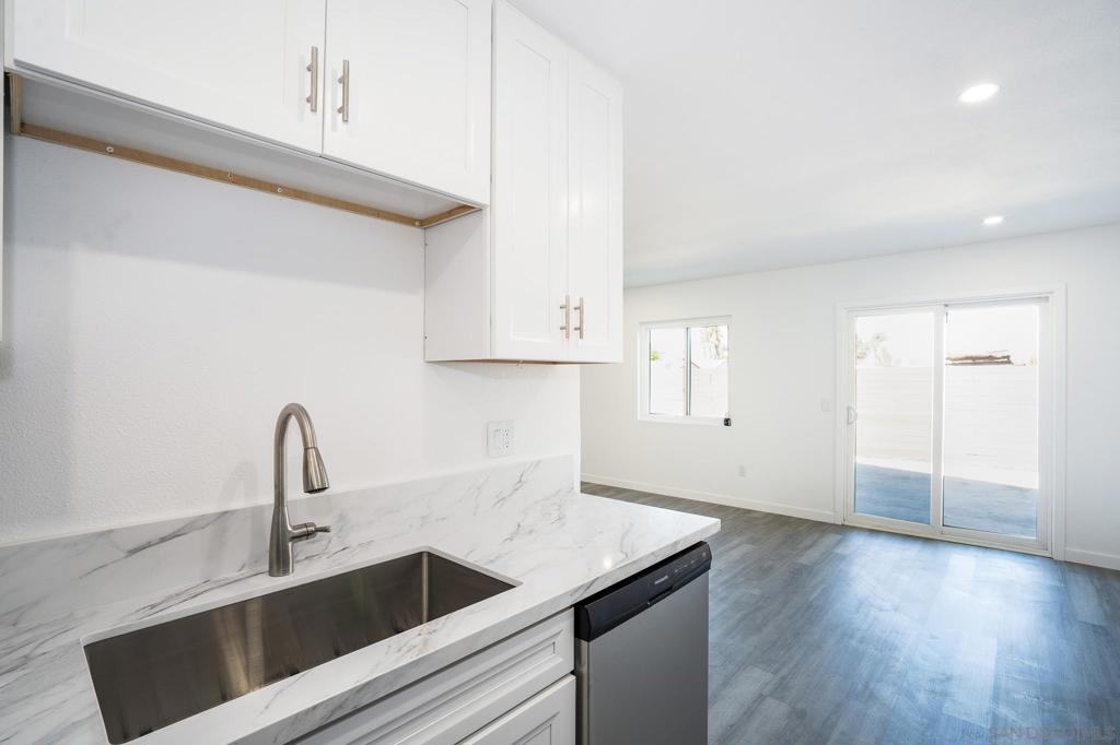 MLS #250043232SD image #17