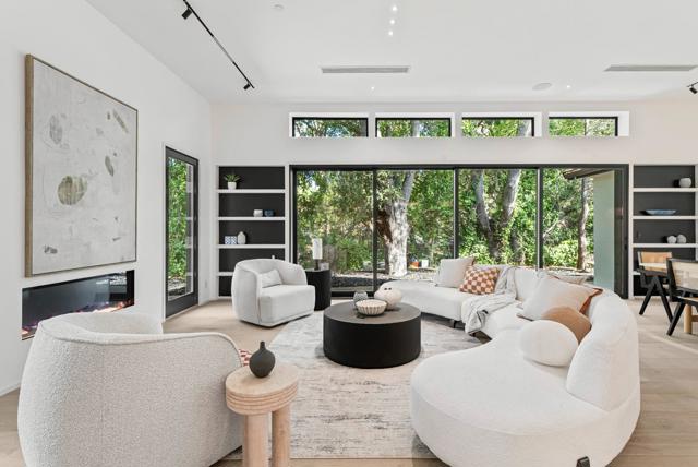 1068 Riverside Drive, Los Altos CA: https://media.crmls.org/mediaz/410fccfa-219a-4c07-bd47-e091015f8433.jpg