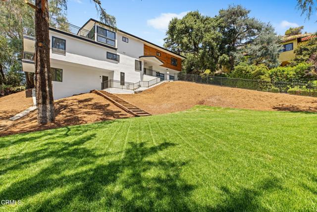 709 Wilson Court, Burbank CA: https://media.crmls.org/mediaz/411078a6-da2d-4b42-b6df-bf69f5458479.jpg